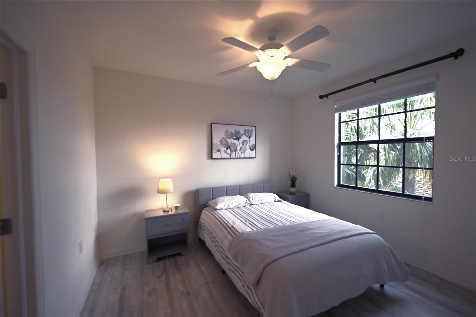 Image 20 of 50 For 16904 Vardon Terrace 208