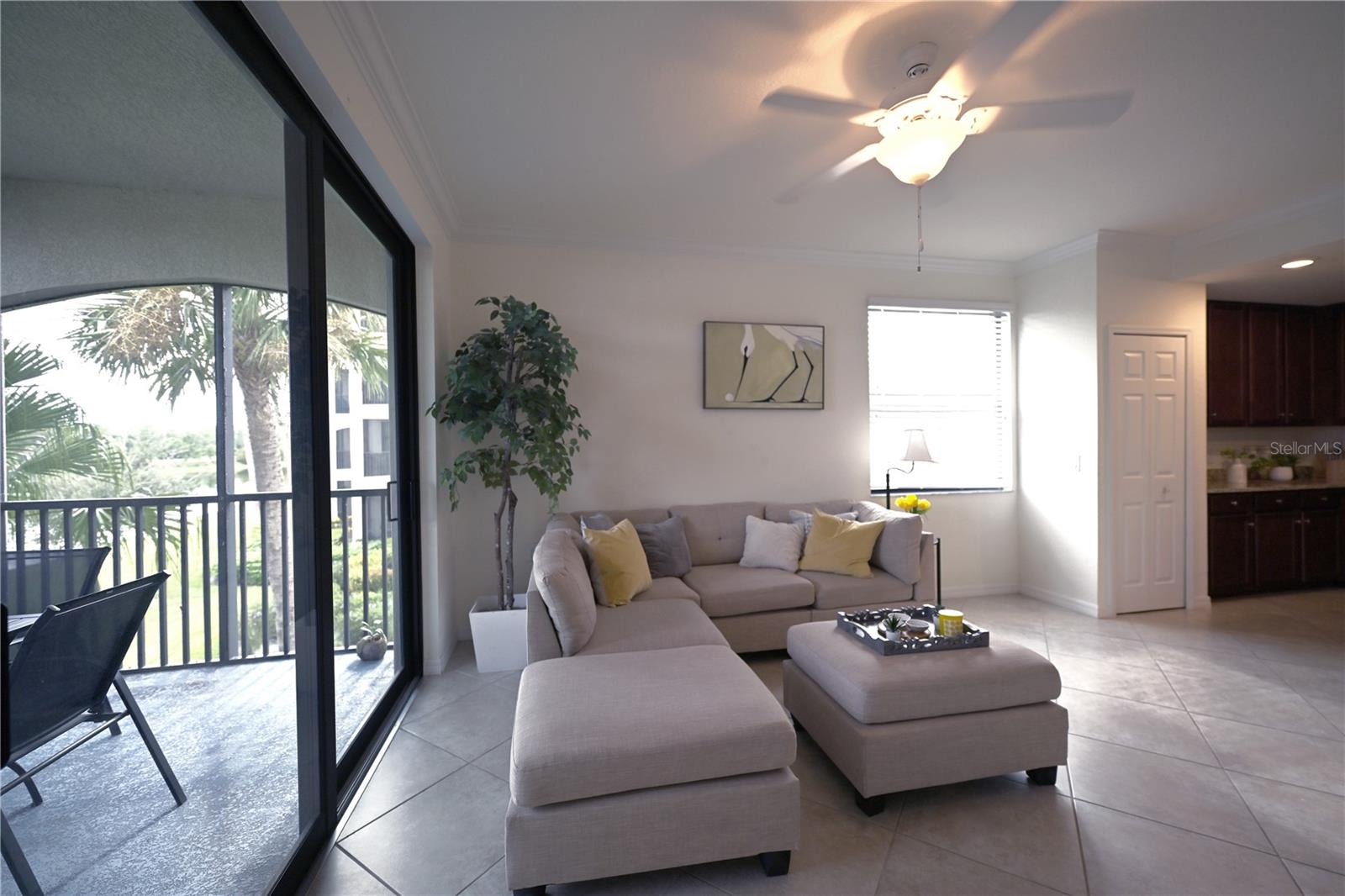 Image 6 of 50 For 16904 Vardon Terrace 208