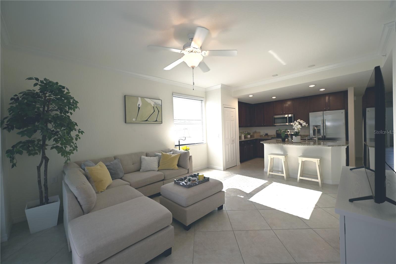 Image 8 of 50 For 16904 Vardon Terrace 208