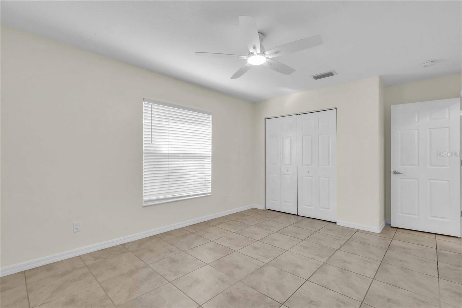 Image 21 of 31 For 3362 Howell Pl