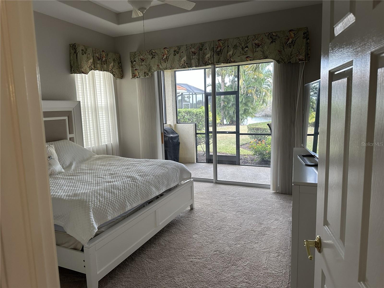 Image 9 of 33 For 218 Montelluna Drive