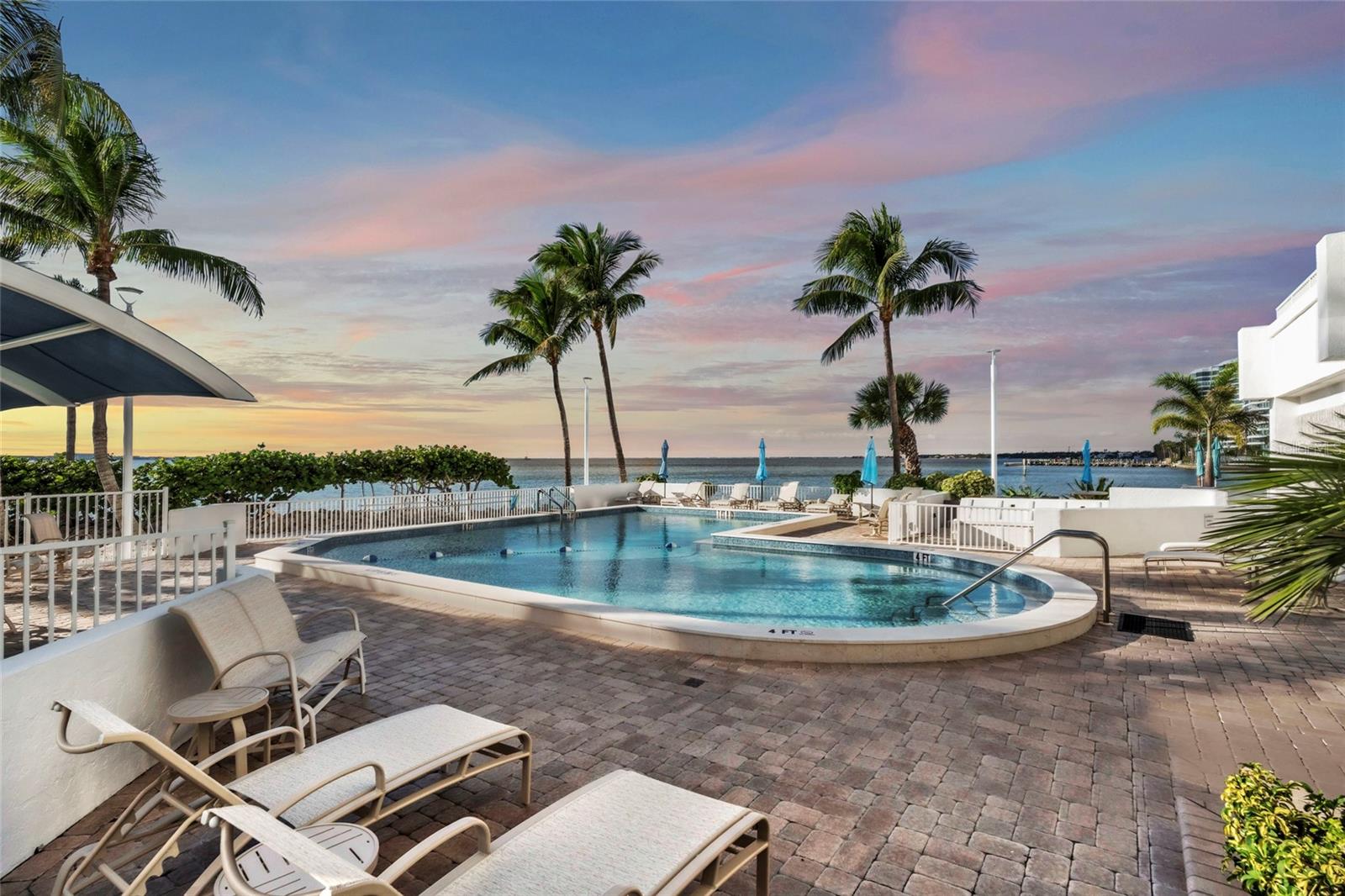 Image 33 of 47 For 11 Sunset Drive 601