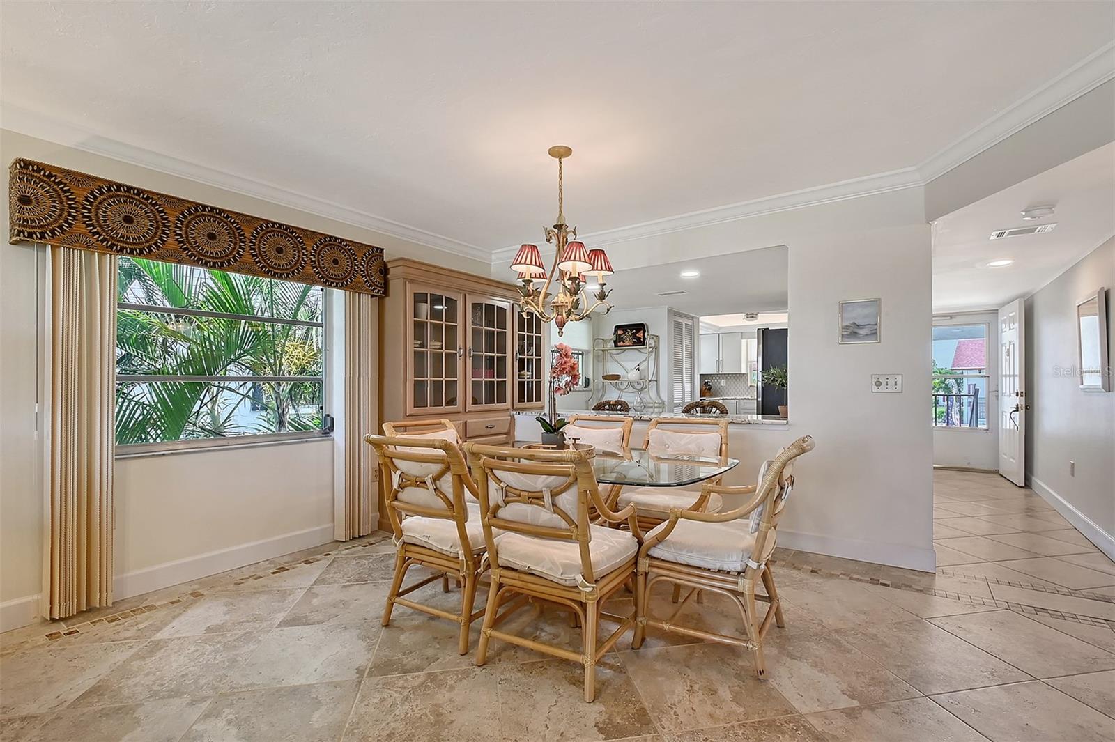 Image 15 of 75 For 4832 Independence Drive