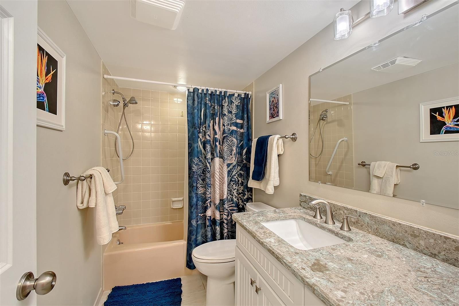 Image 33 of 75 For 4832 Independence Drive