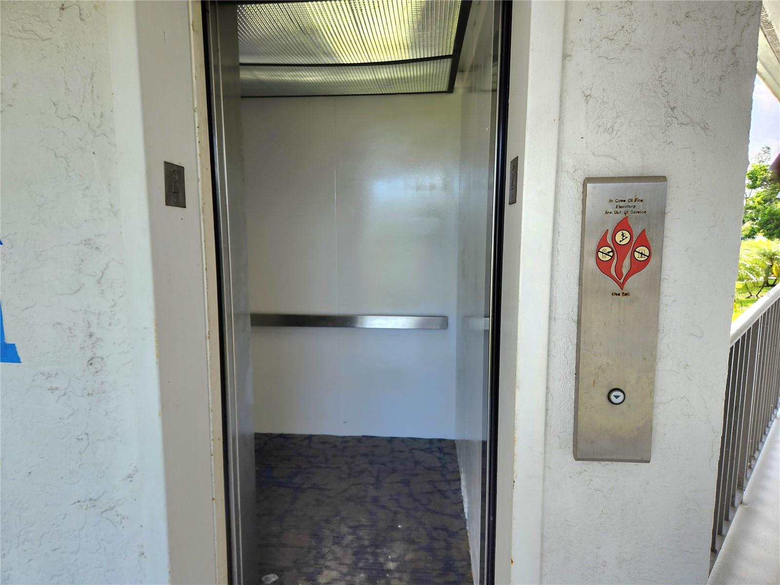 Image 34 of 75 For 4832 Independence Drive