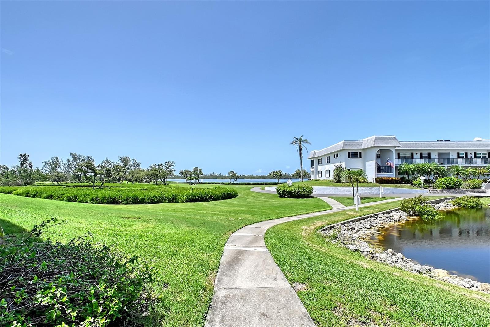 Image 45 of 75 For 4832 Independence Drive