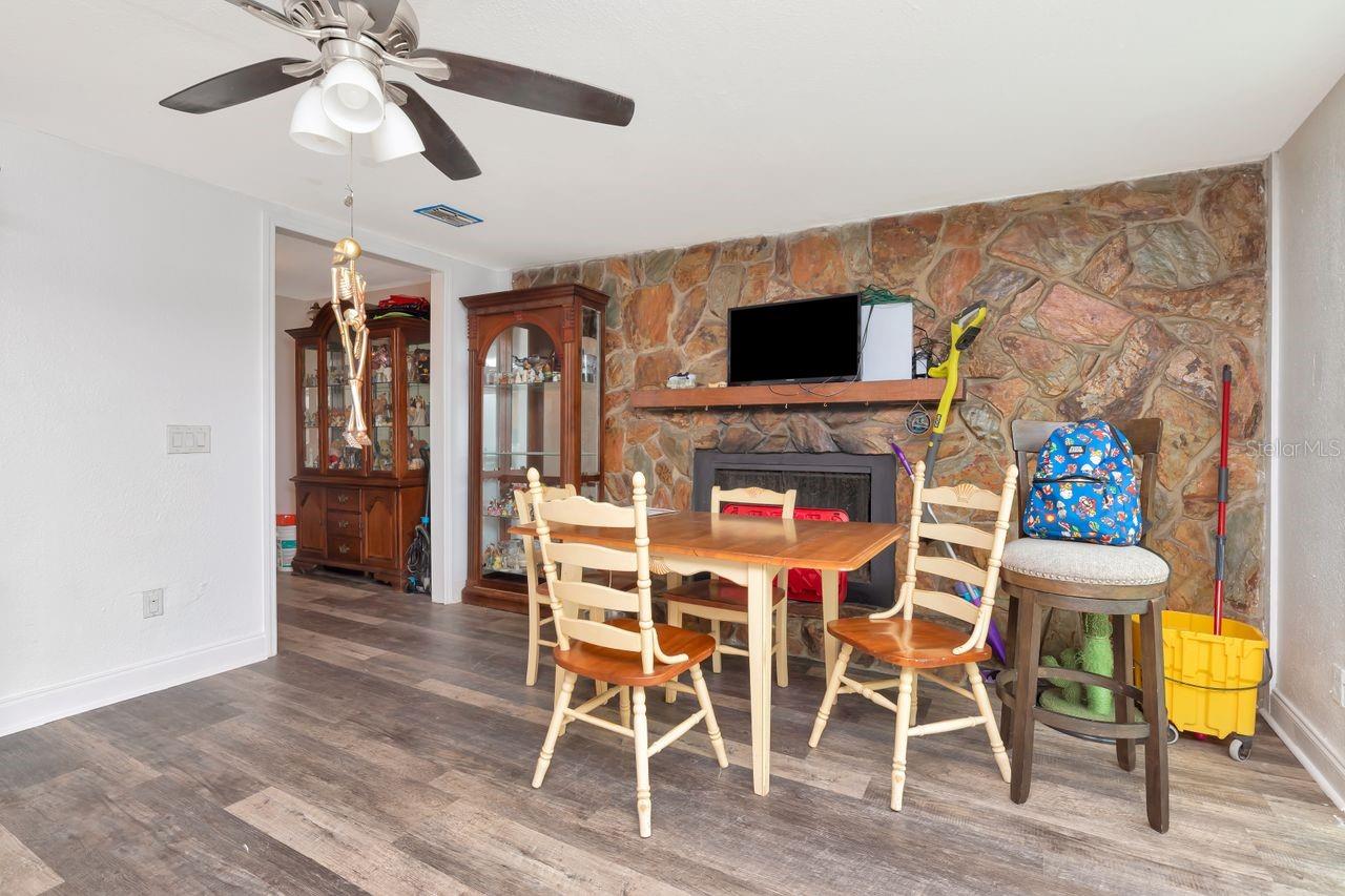 Image 22 of 43 For 3278 56th Avenue N