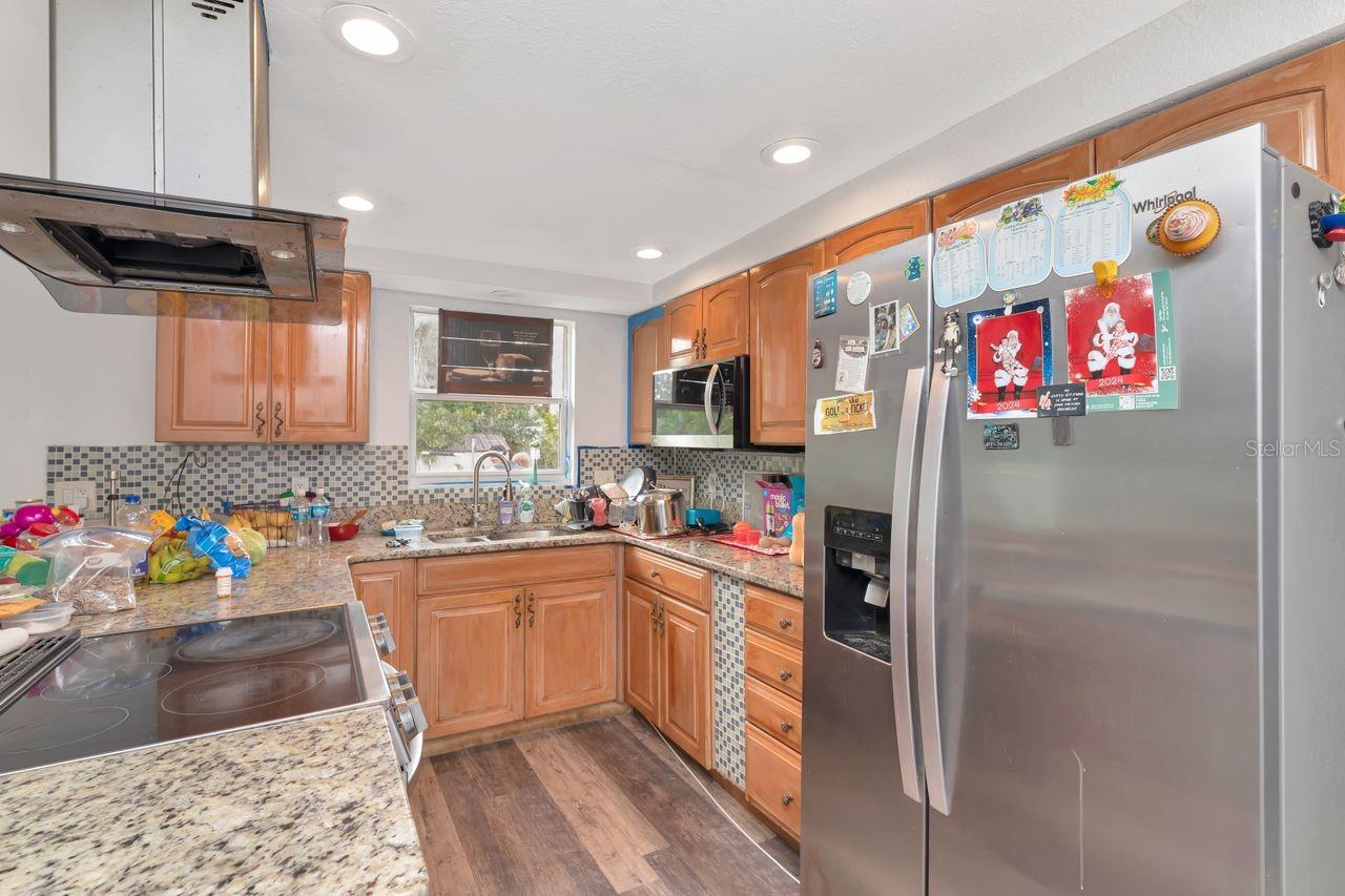 Image 26 of 43 For 3278 56th Avenue N