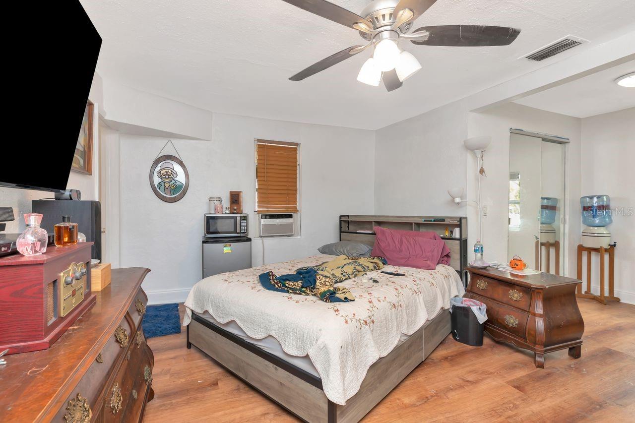 Image 29 of 43 For 3278 56th Avenue N