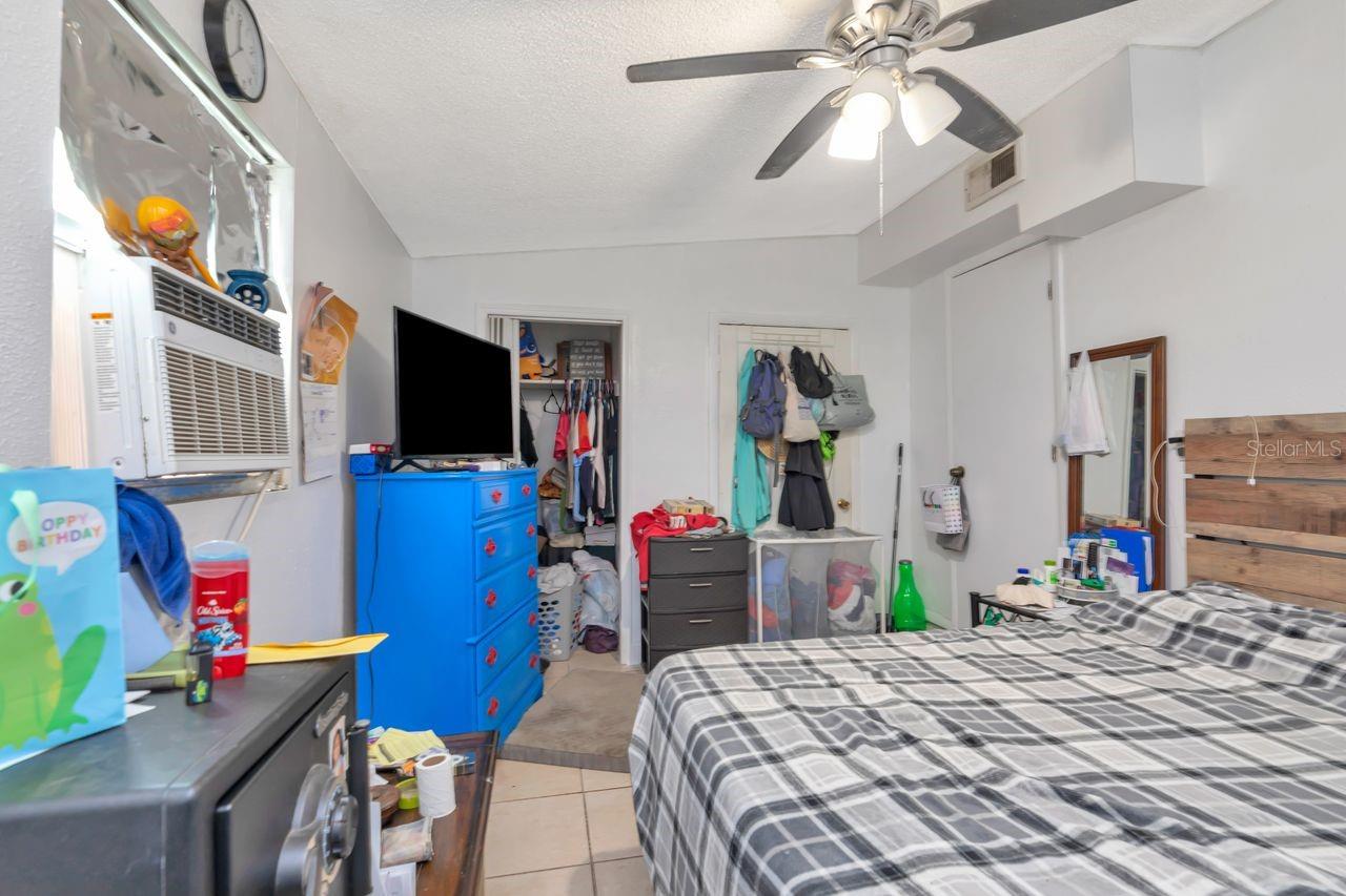 Image 38 of 43 For 3278 56th Avenue N