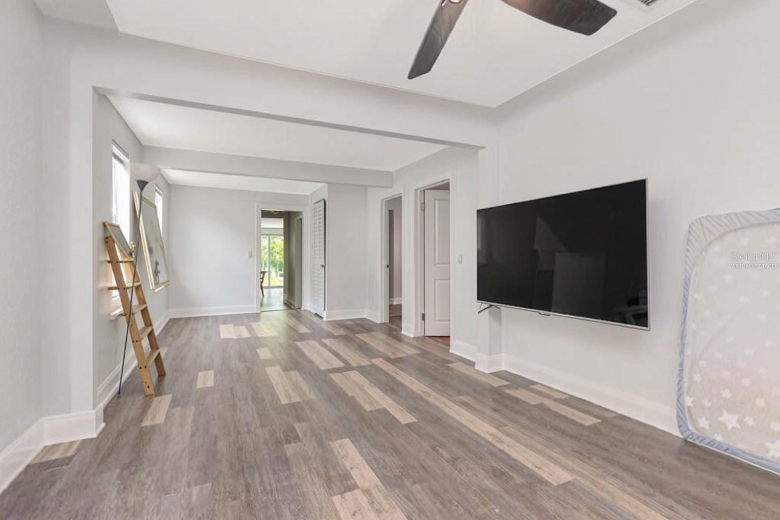 Image 9 of 43 For 3278 56th Avenue N