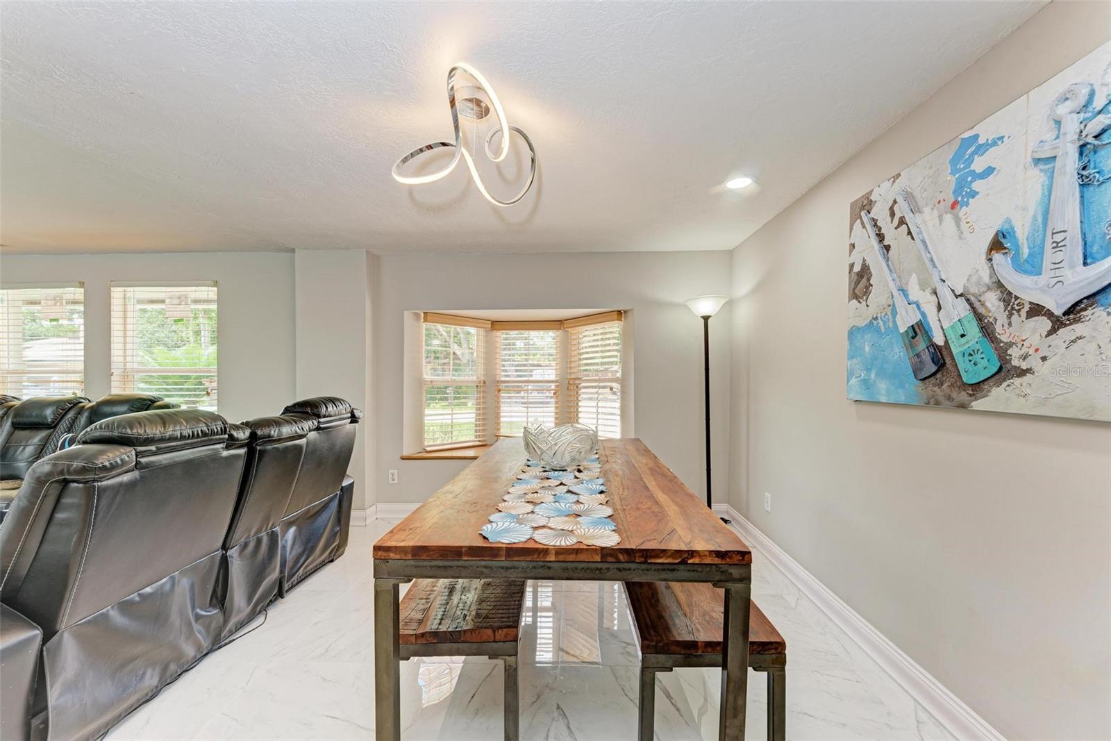 Image 16 of 52 For 5408 Evora Avenue