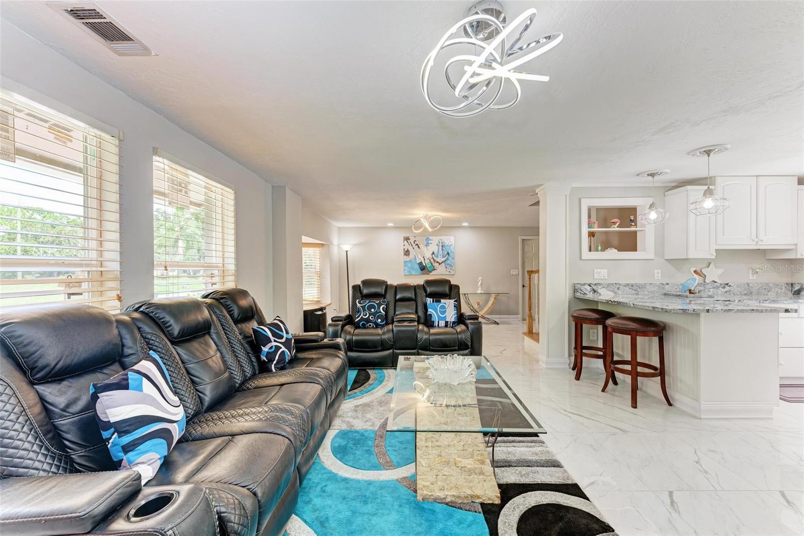 Image 8 of 52 For 5408 Evora Avenue
