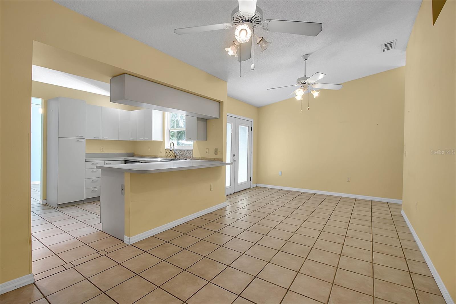 Image 17 of 43 For 2628 Britannia Road