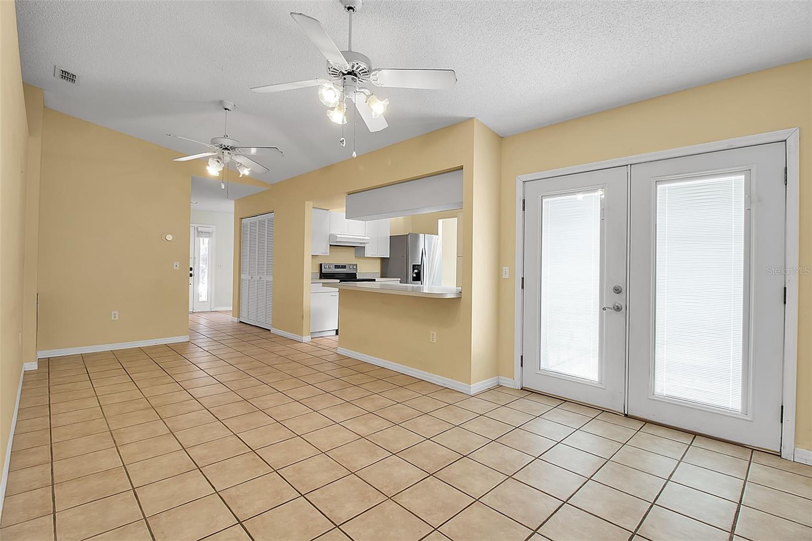 Image 18 of 43 For 2628 Britannia Road