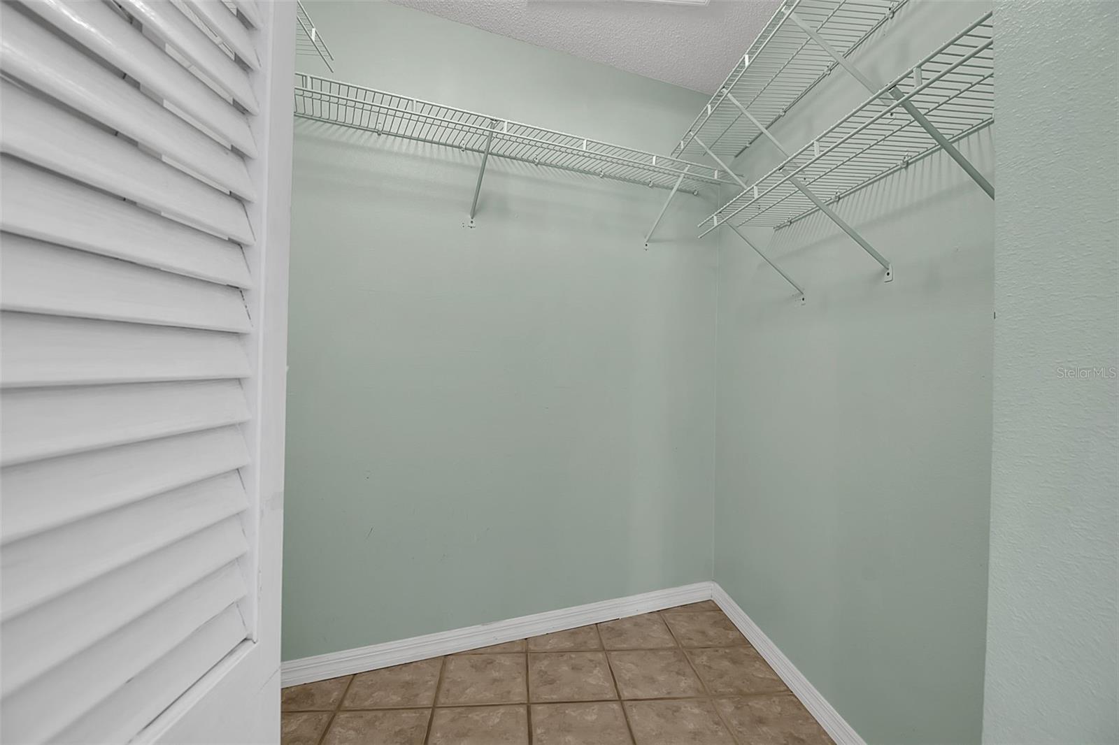 Image 27 of 43 For 2628 Britannia Road