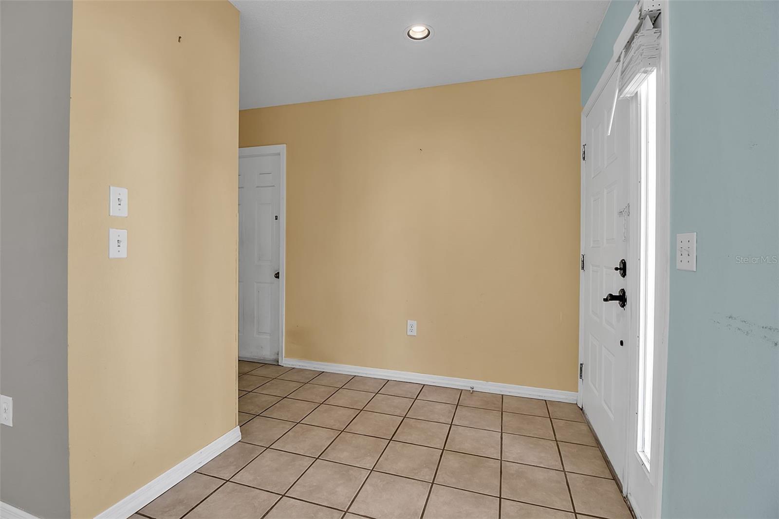 Image 5 of 43 For 2628 Britannia Road