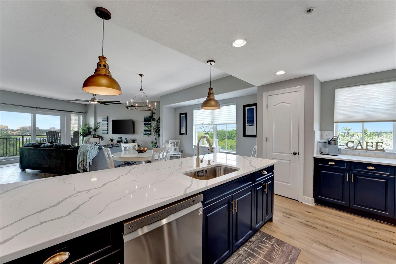 Image 17 of 62 For 501 Haben Boulevard 506