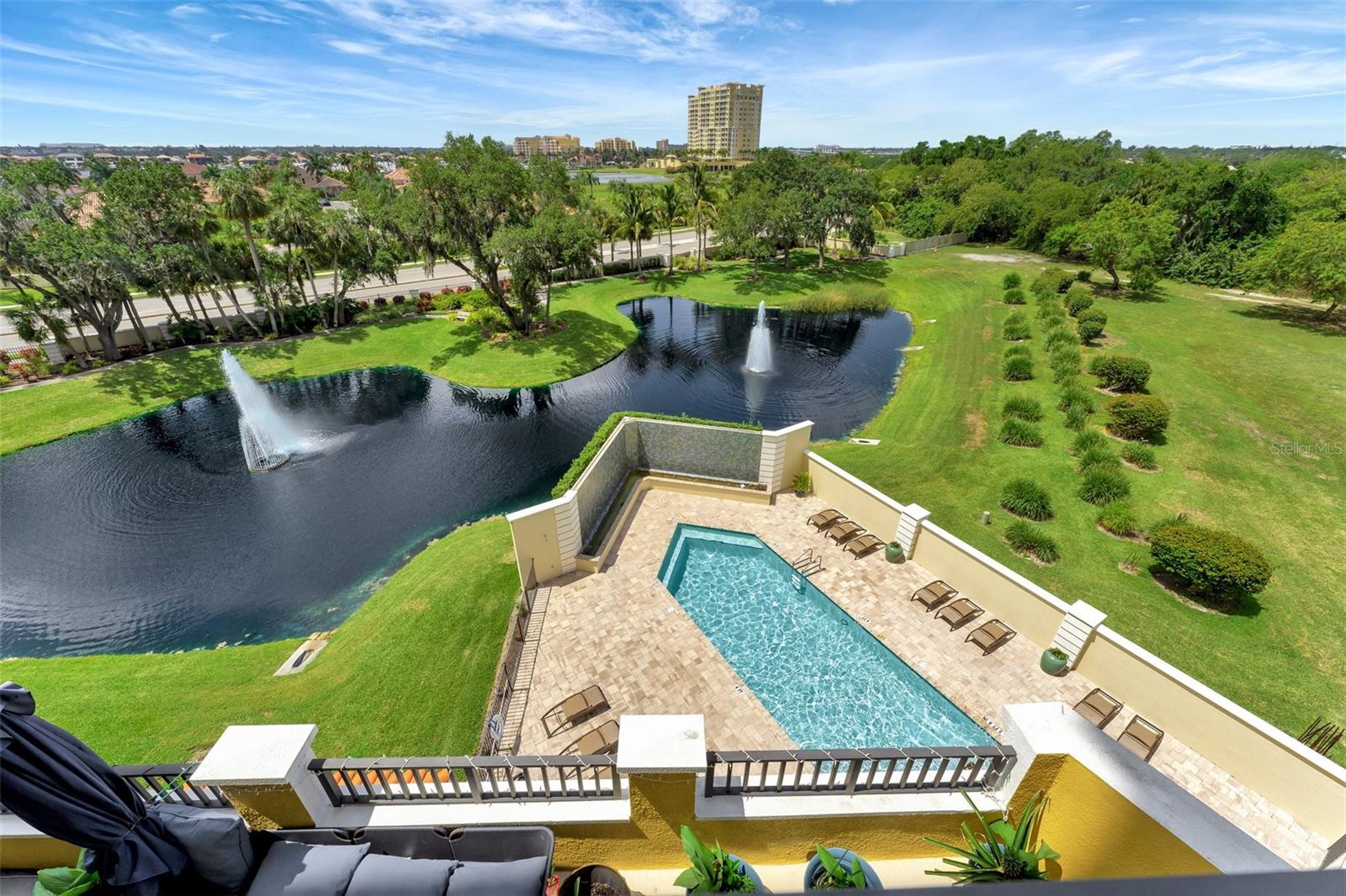 Image 50 of 62 For 501 Haben Boulevard 506