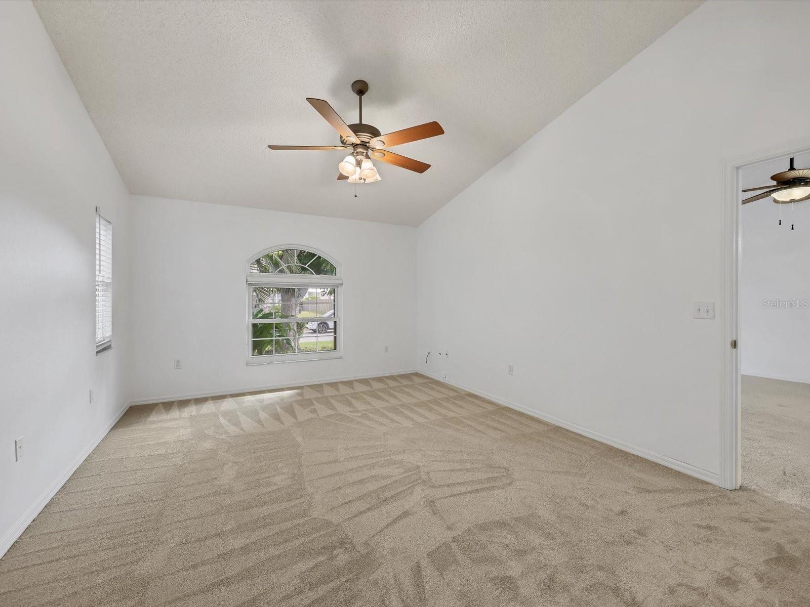 Image 15 of 38 For 4307 3rd Avenue Ne