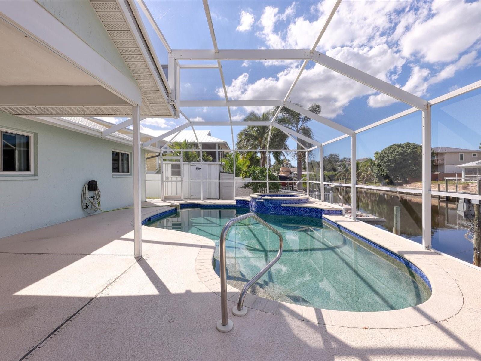 Image 27 of 38 For 4307 3rd Avenue Ne