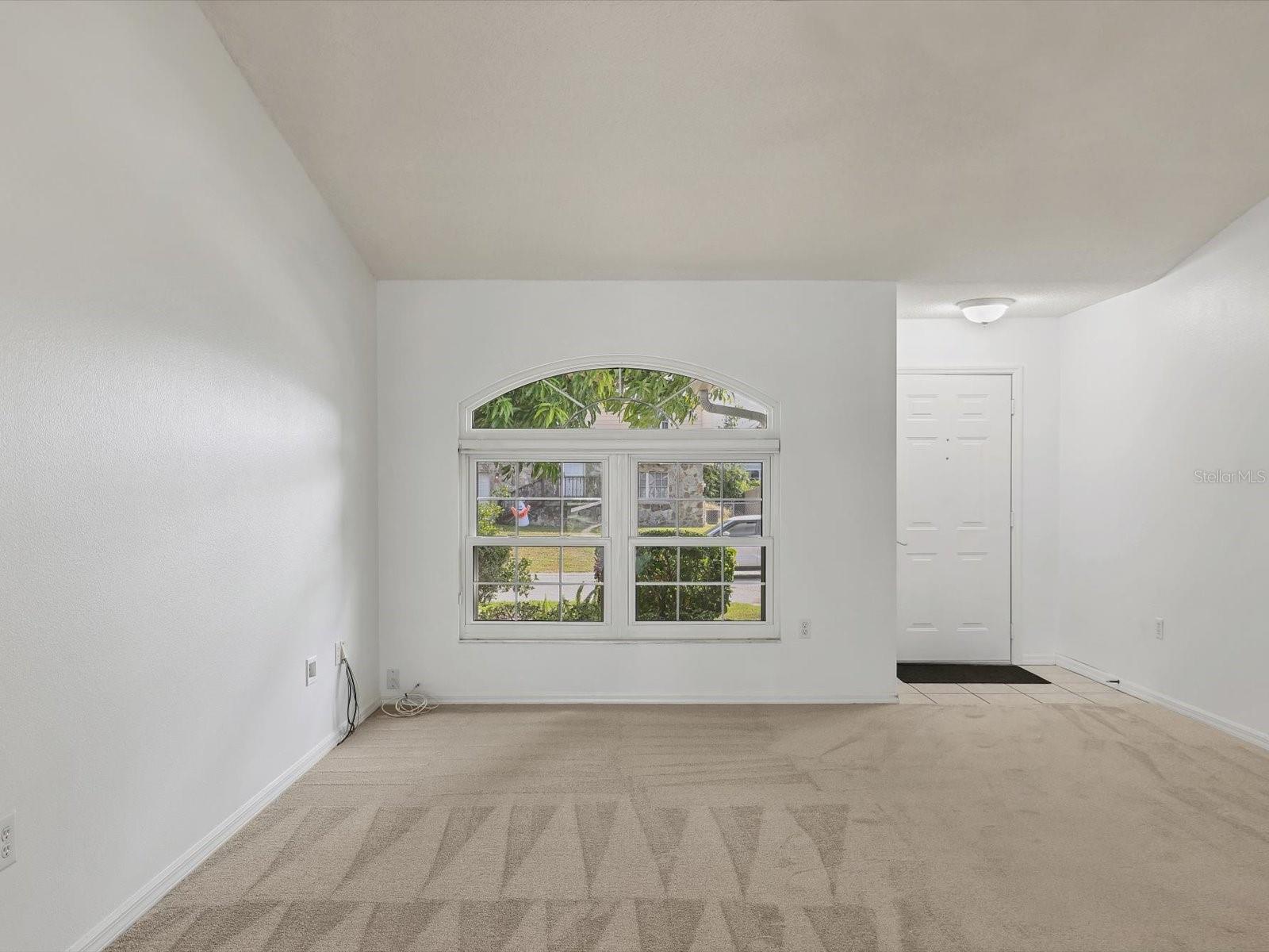 Image 4 of 38 For 4307 3rd Avenue Ne