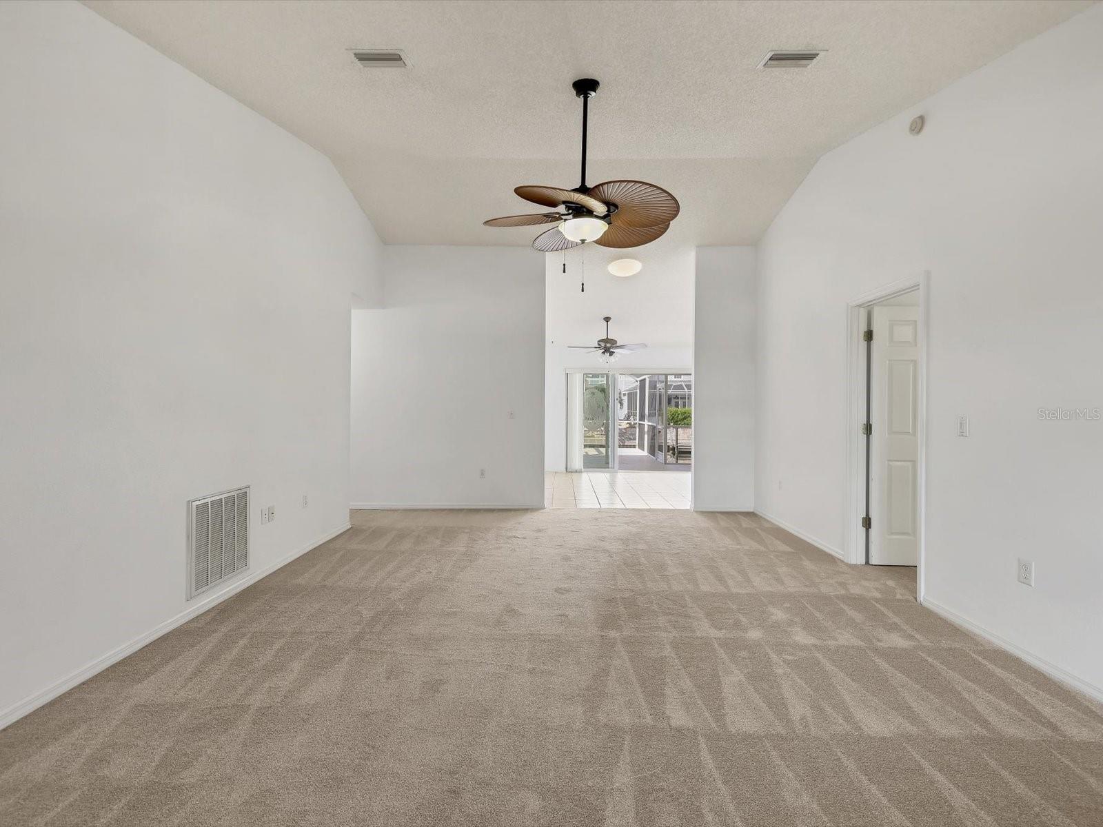 Image 6 of 38 For 4307 3rd Avenue Ne