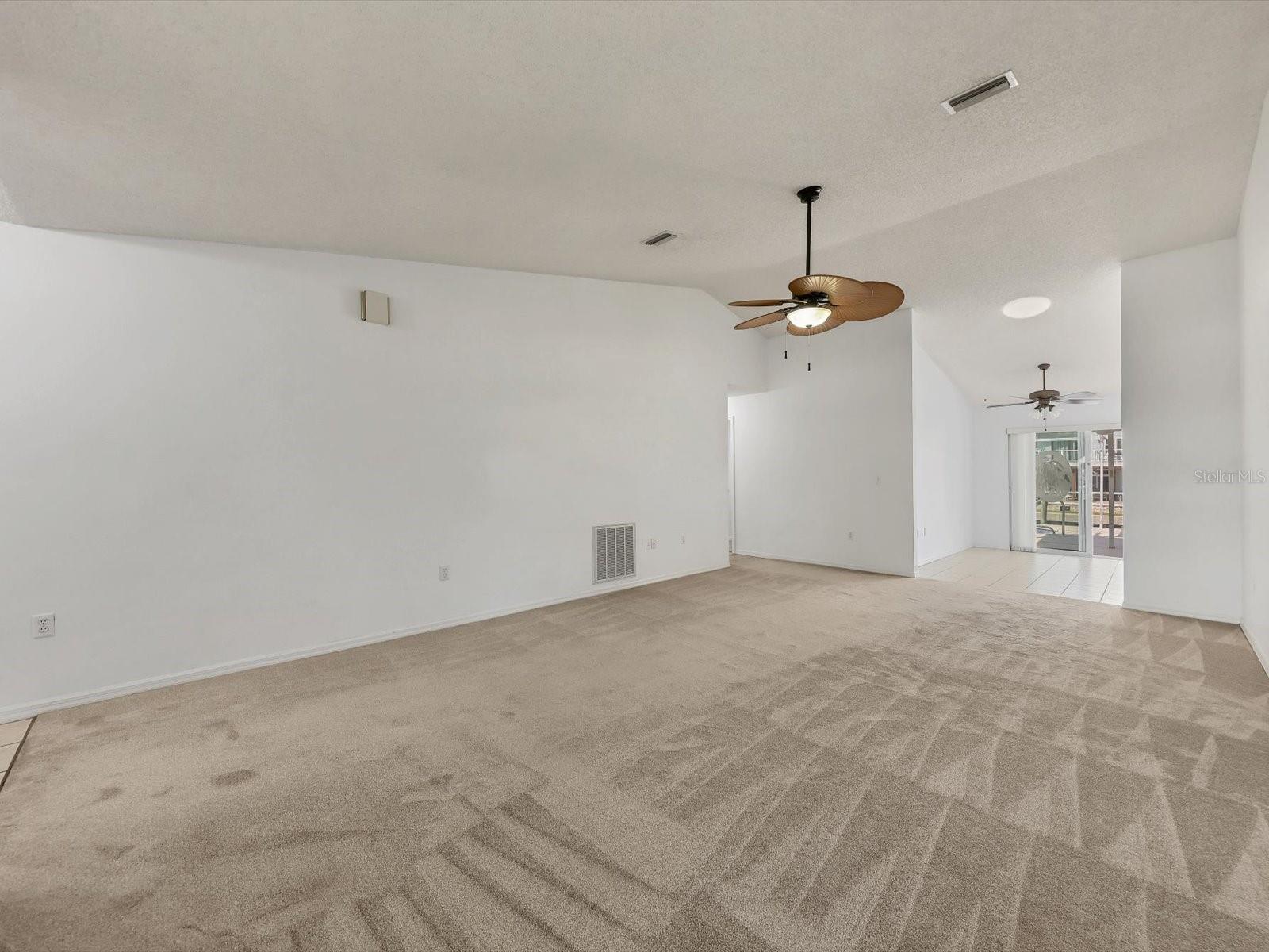 Image 7 of 38 For 4307 3rd Avenue Ne