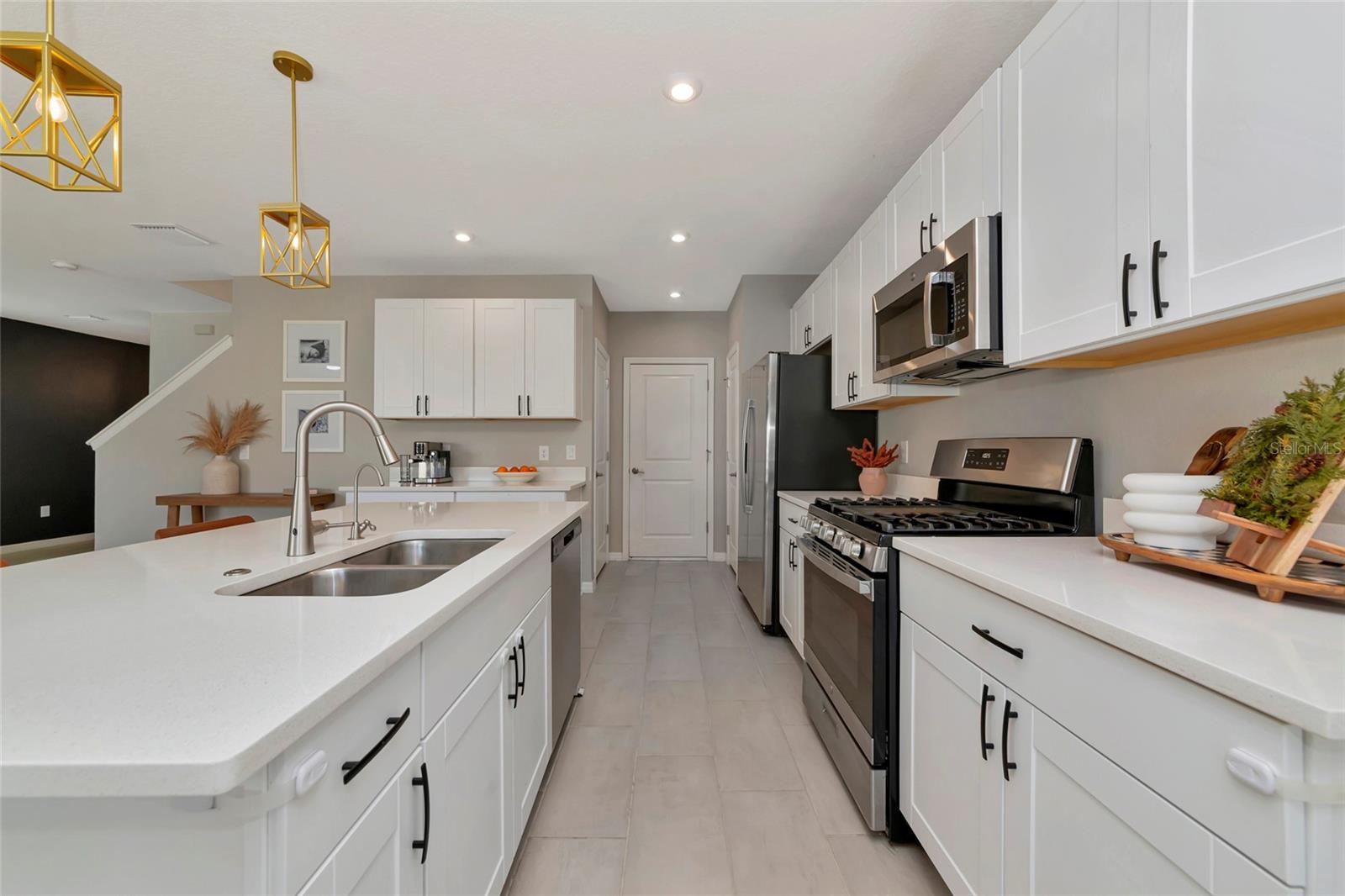 Image 17 of 68 For 6283 Springmont Loop