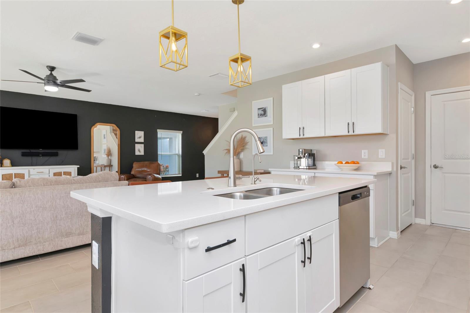 Image 19 of 68 For 6283 Springmont Loop