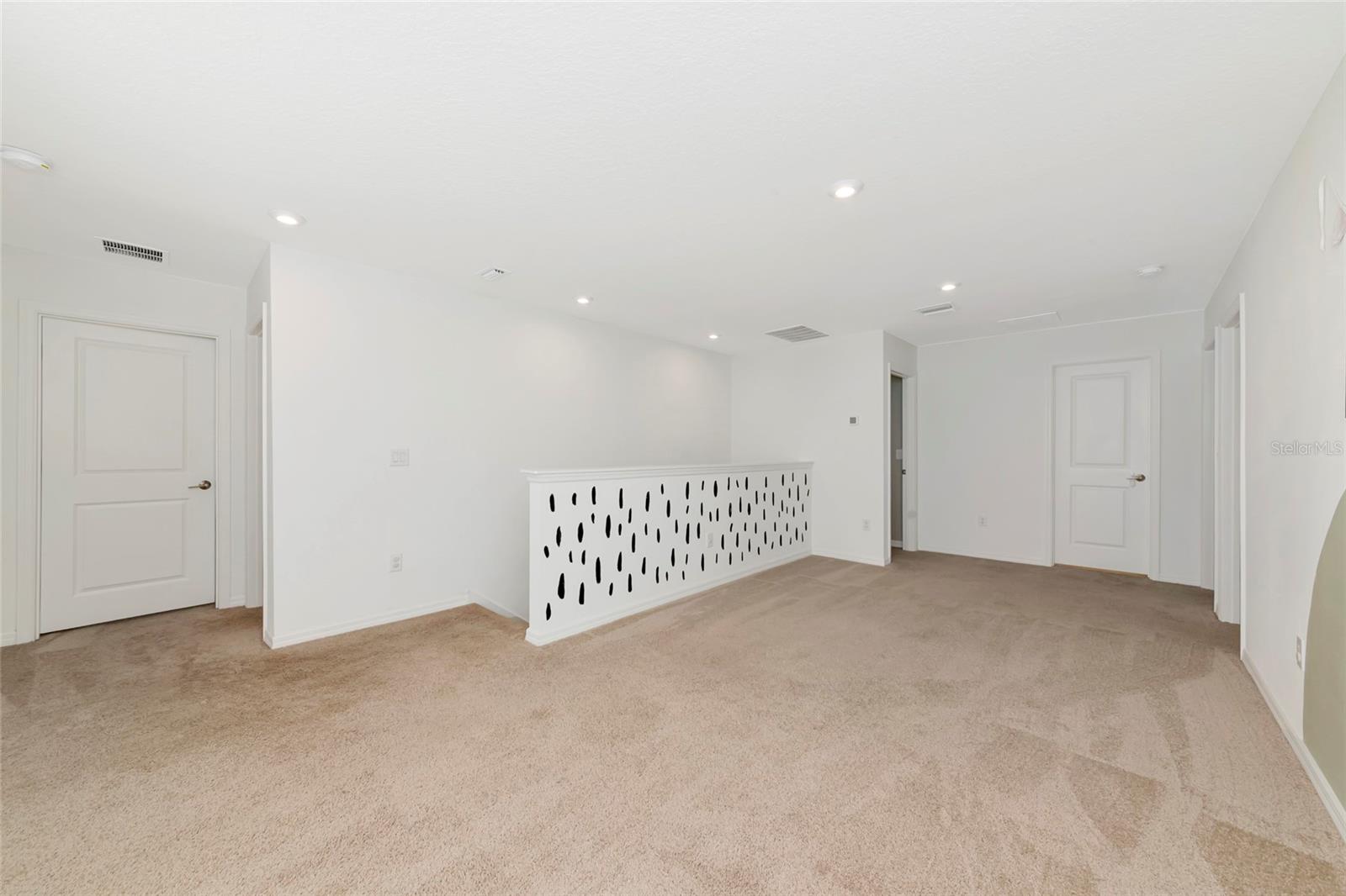 Image 26 of 68 For 6283 Springmont Loop