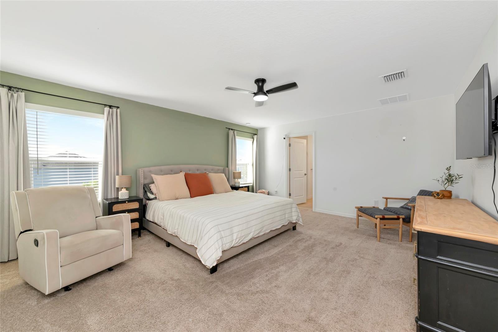 Image 27 of 68 For 6283 Springmont Loop