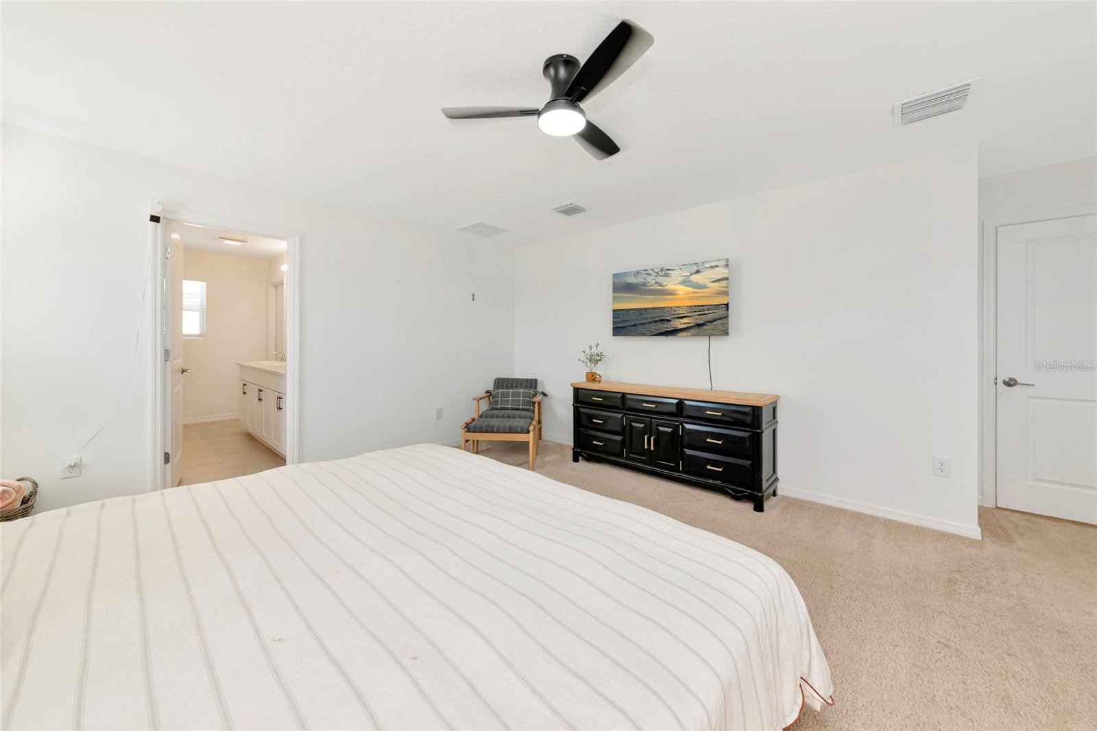 Image 30 of 68 For 6283 Springmont Loop