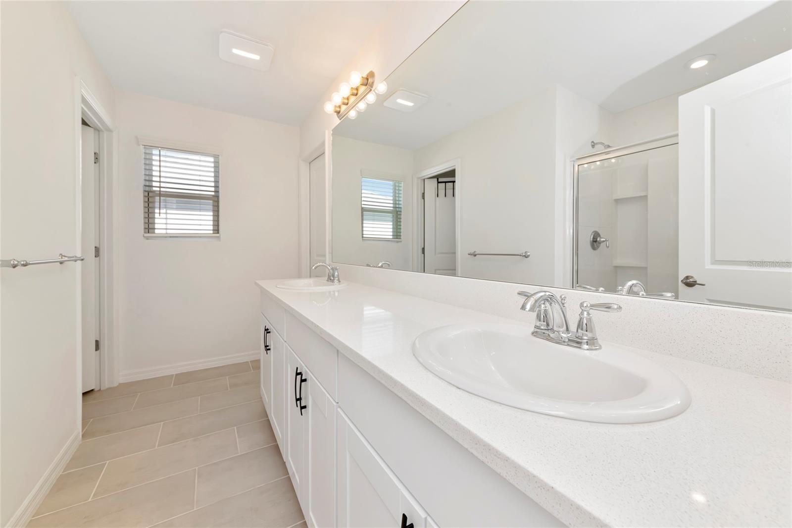 Image 31 of 68 For 6283 Springmont Loop