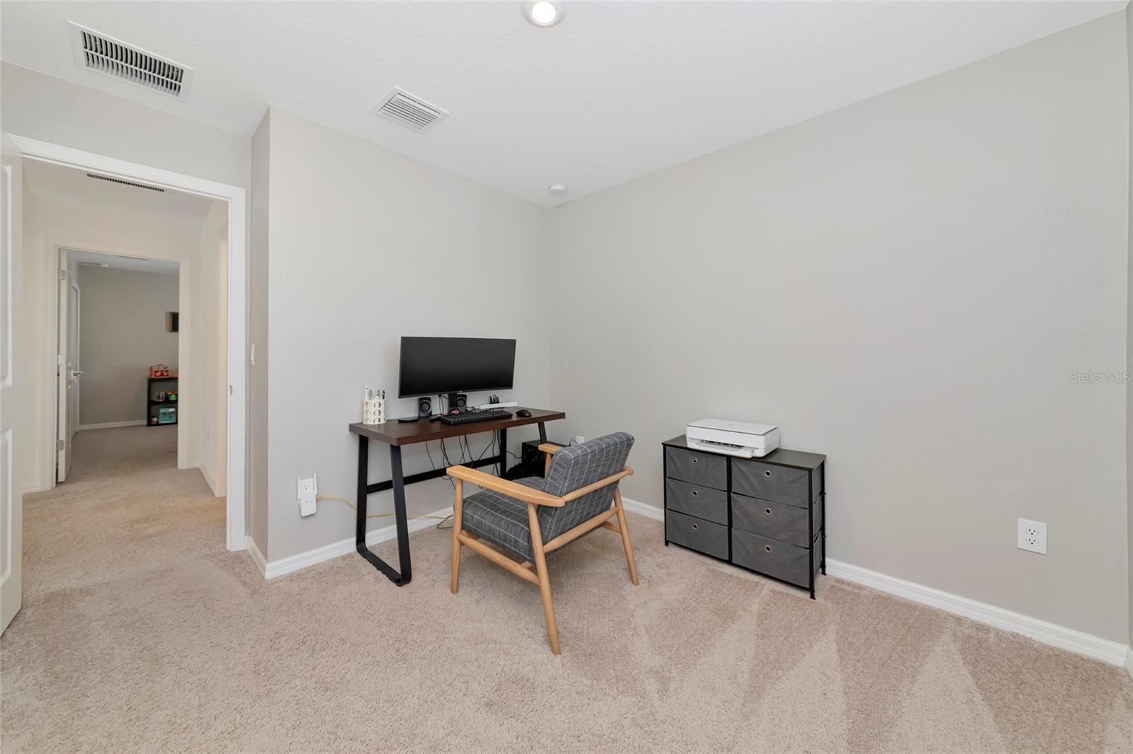 Image 40 of 68 For 6283 Springmont Loop