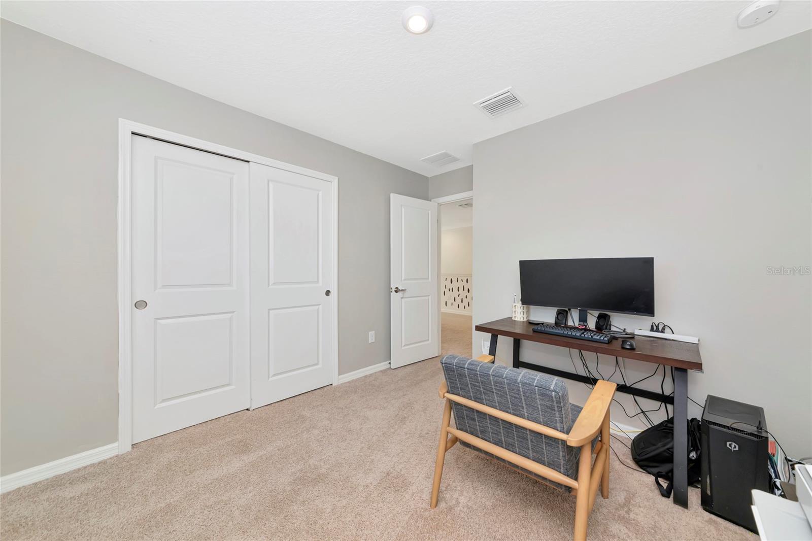 Image 41 of 68 For 6283 Springmont Loop