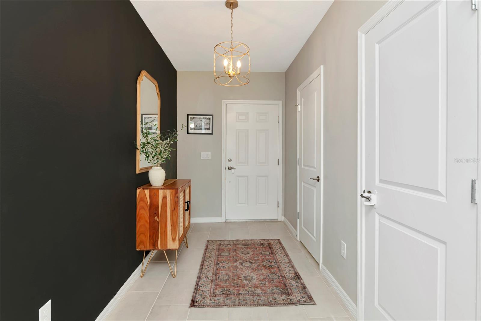 Image 5 of 68 For 6283 Springmont Loop