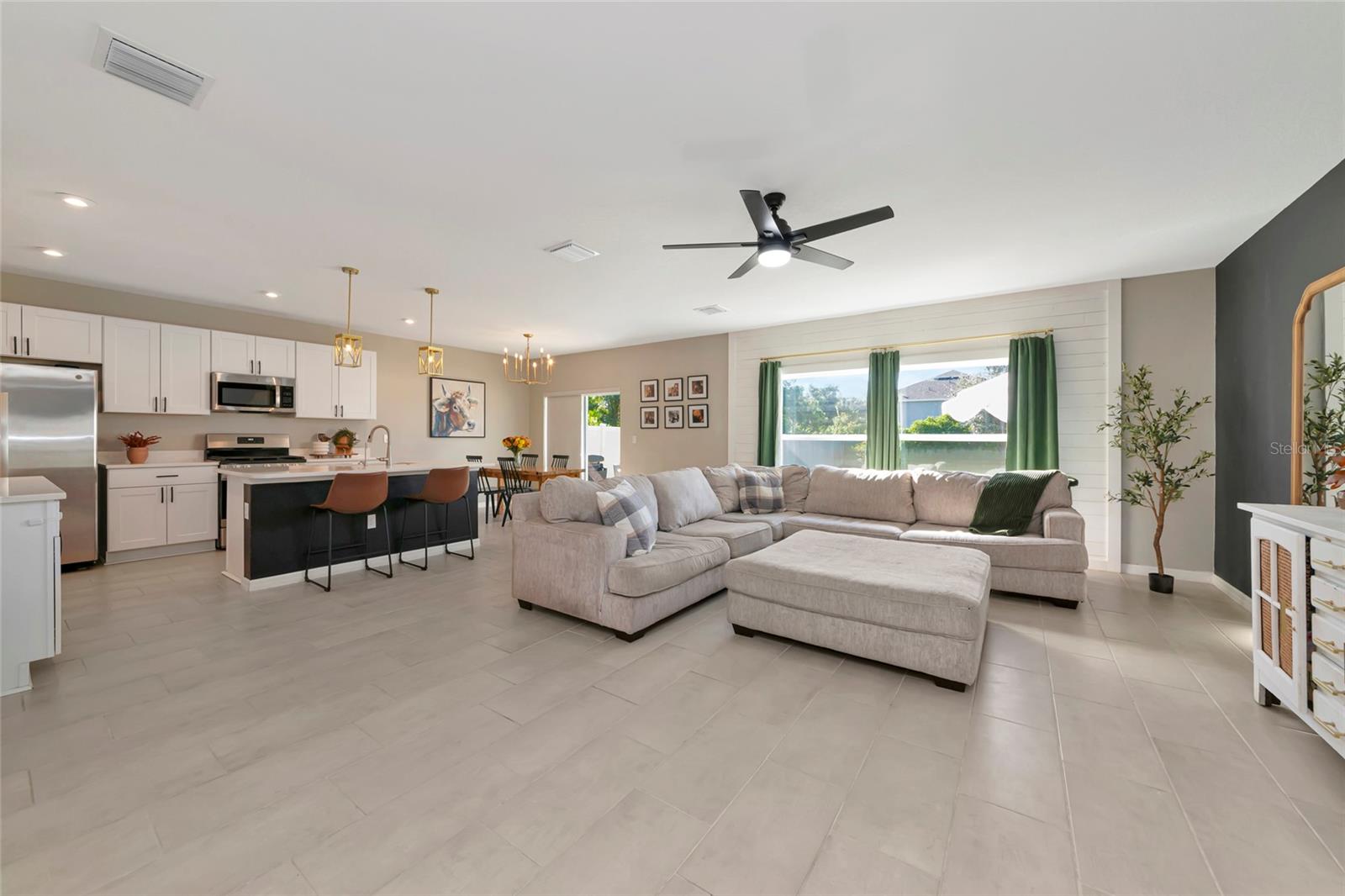 Image 8 of 68 For 6283 Springmont Loop