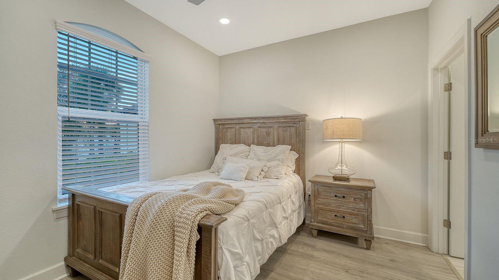 Image 27 of 46 For 4749 Zeno Court