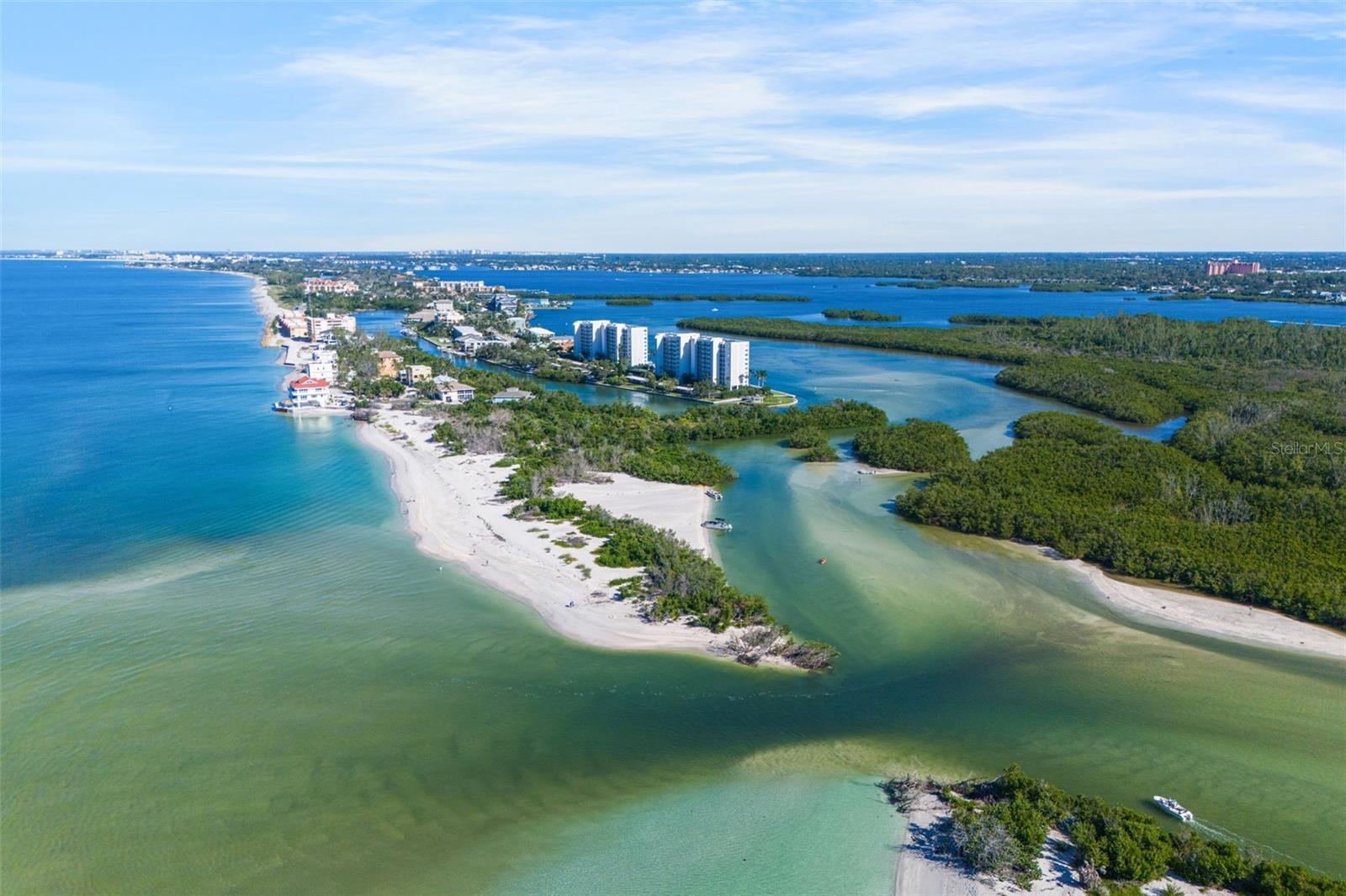 Image 33 of 37 For 9397 Midnight Pass Road 905