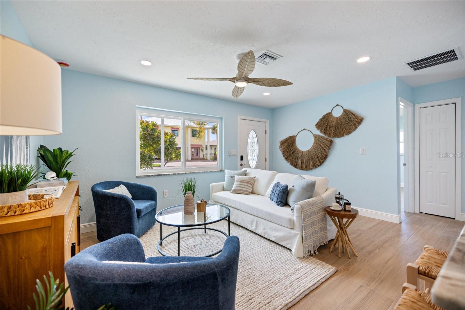 Image 15 of 56 For 810 Harvard Street