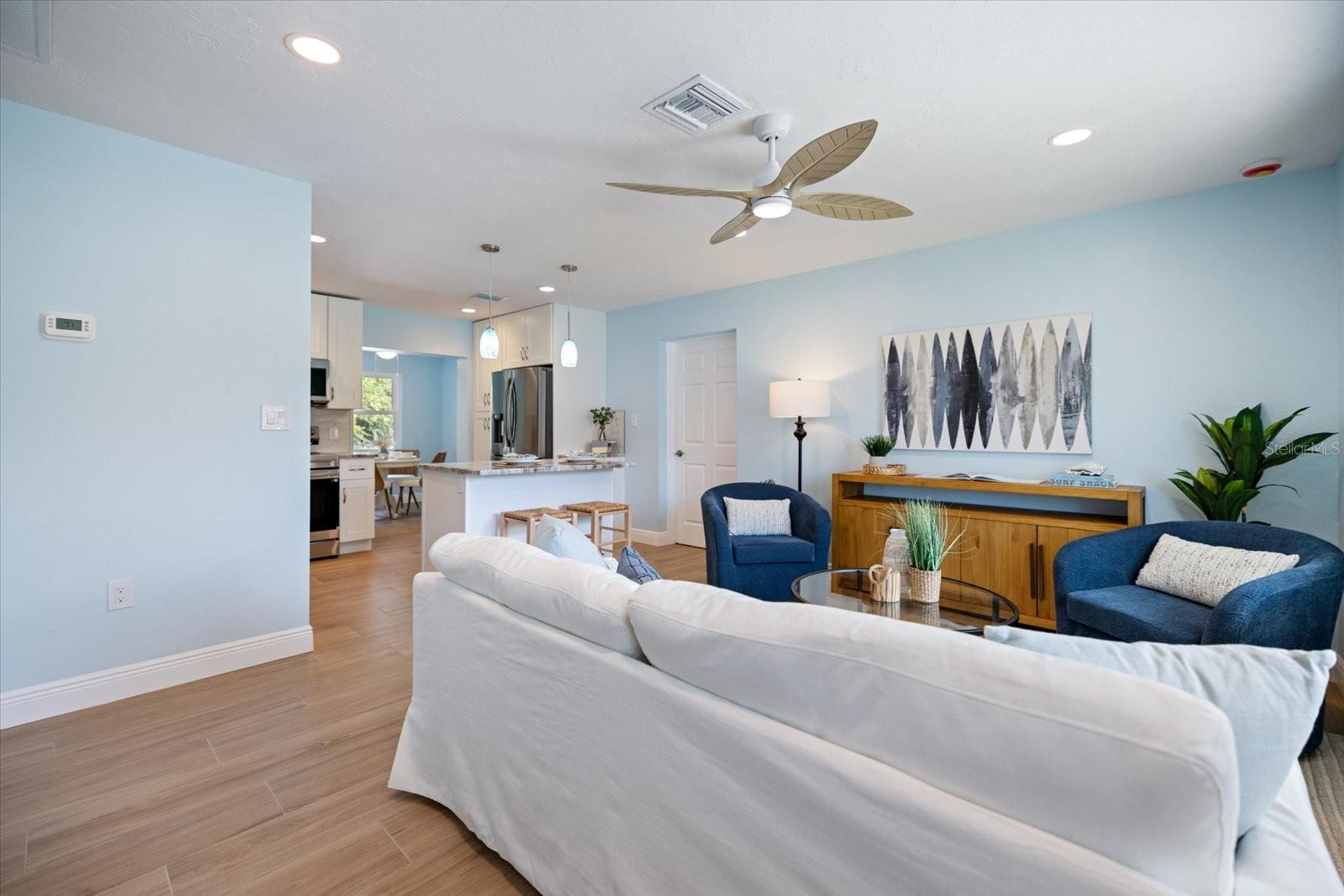 Image 17 of 56 For 810 Harvard Street