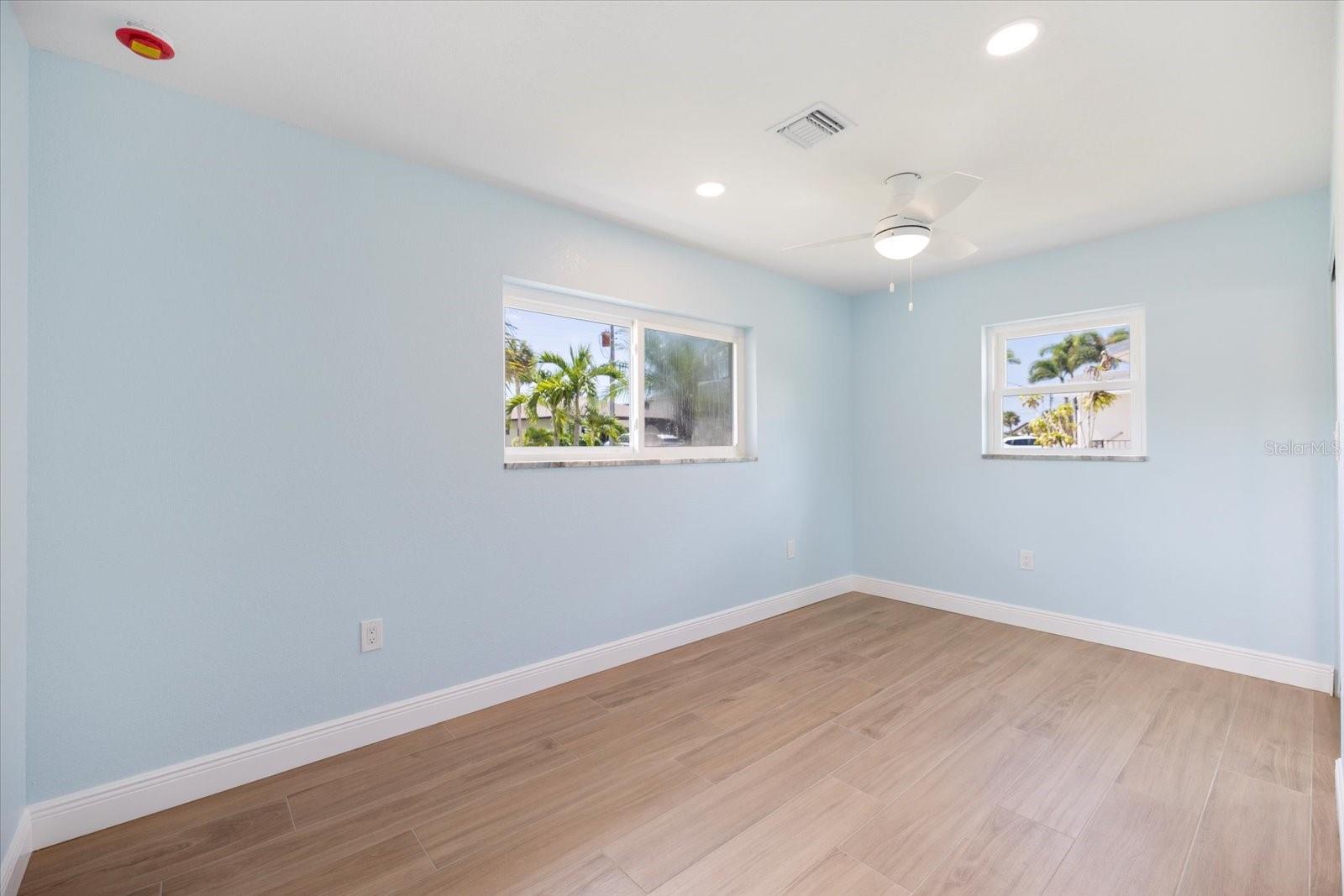 Image 29 of 56 For 810 Harvard Street