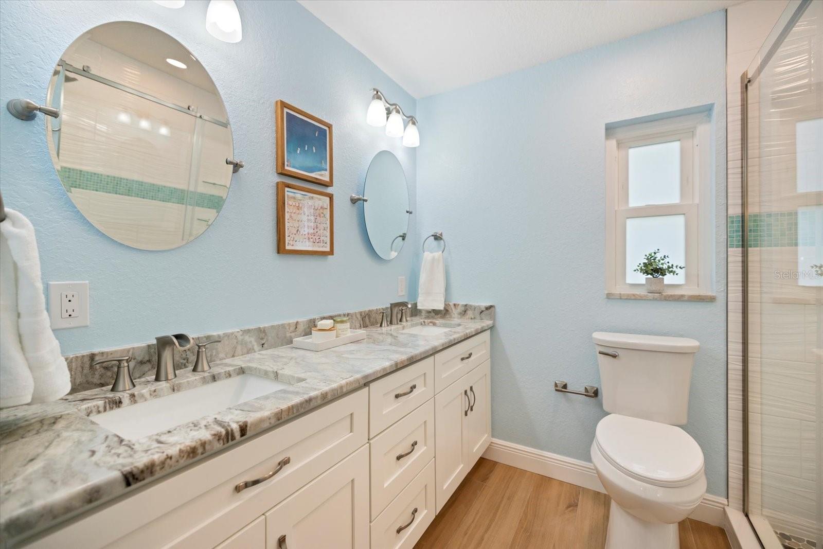 Image 32 of 56 For 810 Harvard Street