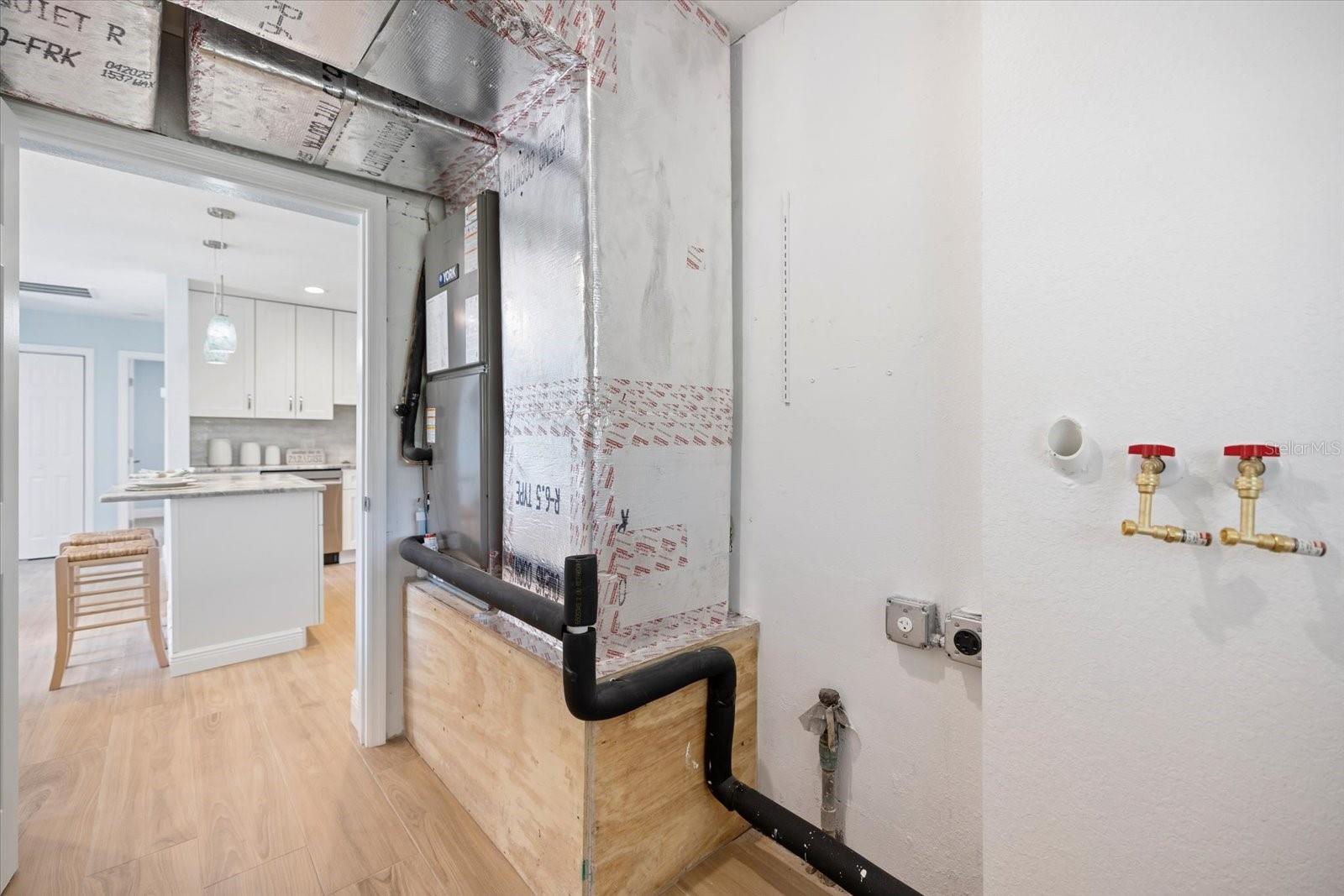 Image 39 of 56 For 810 Harvard Street