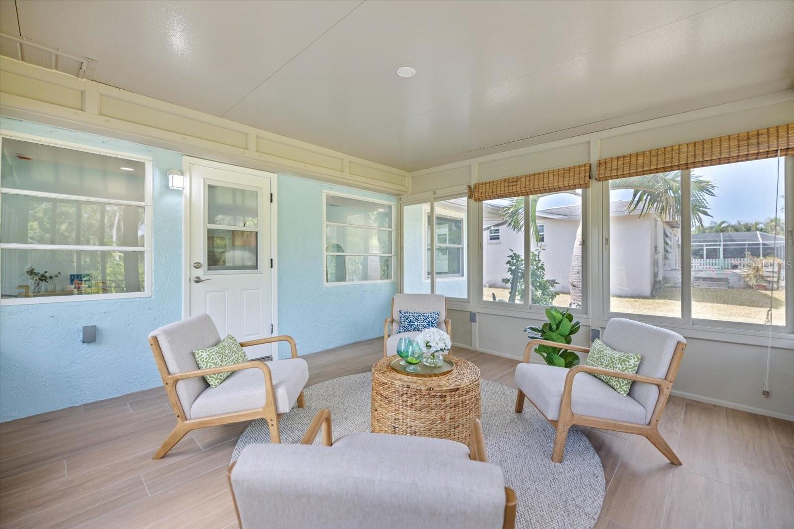 Image 8 of 56 For 810 Harvard Street