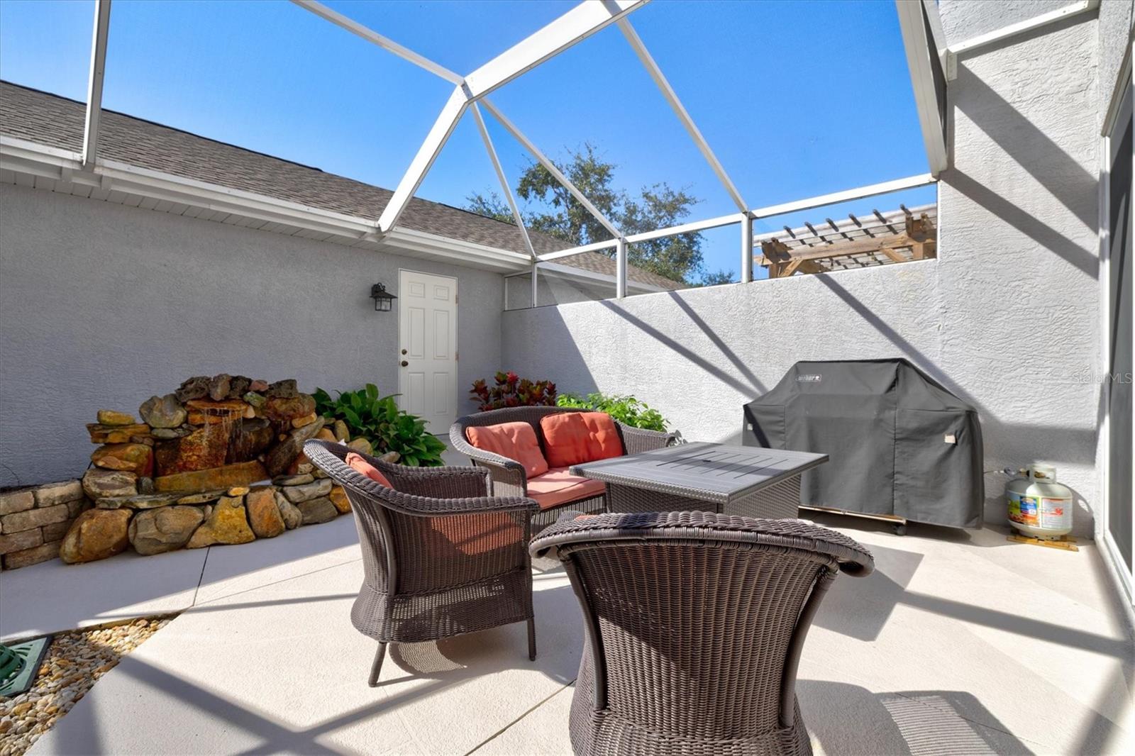 Image 40 of 72 For 5678 Duval Street