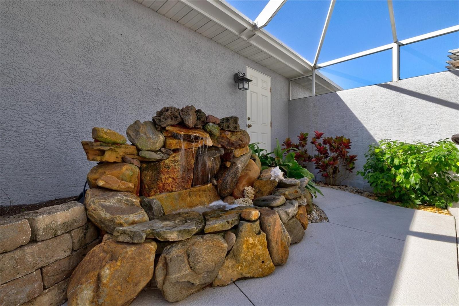 Image 41 of 72 For 5678 Duval Street