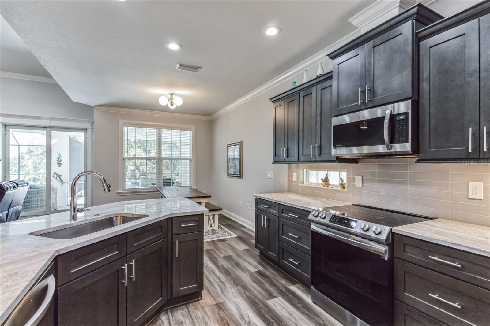 Image 13 of 29 For 5880 Imperialakes Boulevard