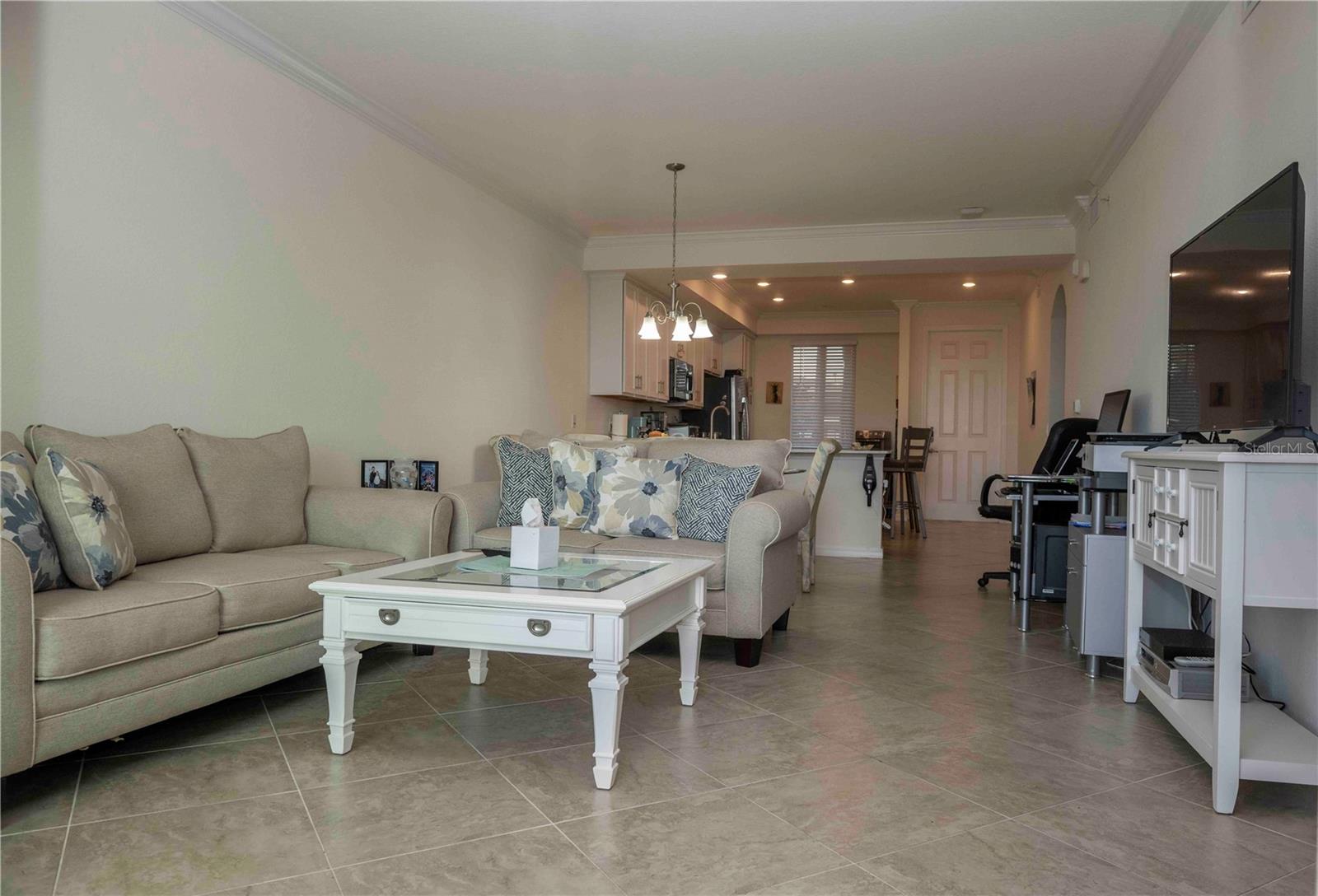 Image 10 of 38 For 1030 Tidewater Shores Loop 105